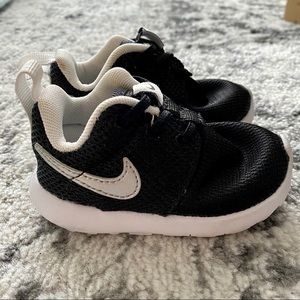 Nike Roche kids